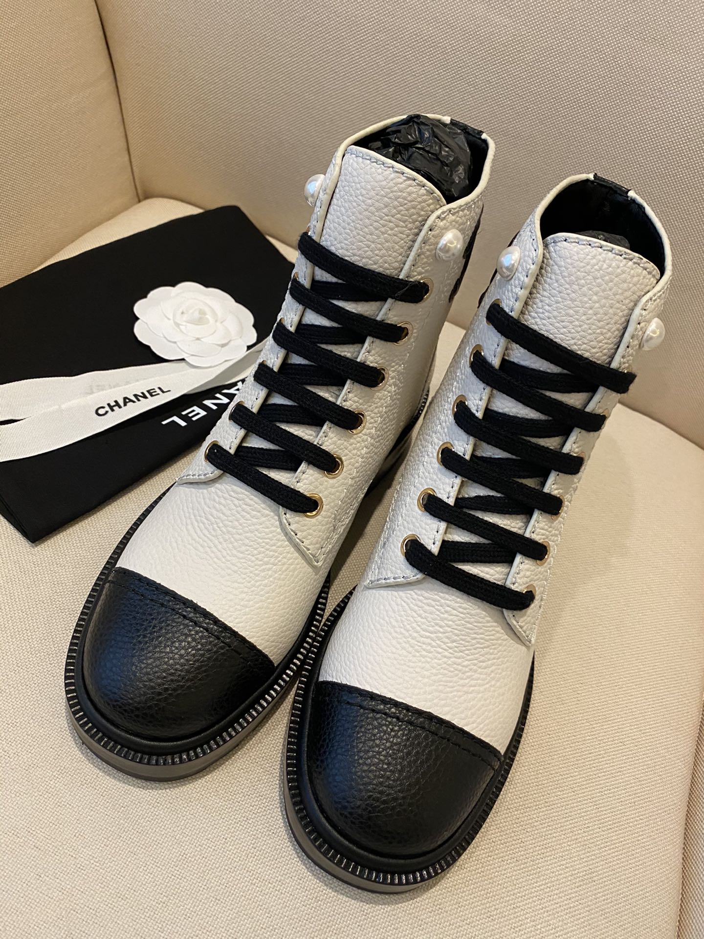 CHANEL 秋冬モデル レディースブーツ スリッポン ストレートブーツ 乗馬ブーツ イタリア製本革アウトソール