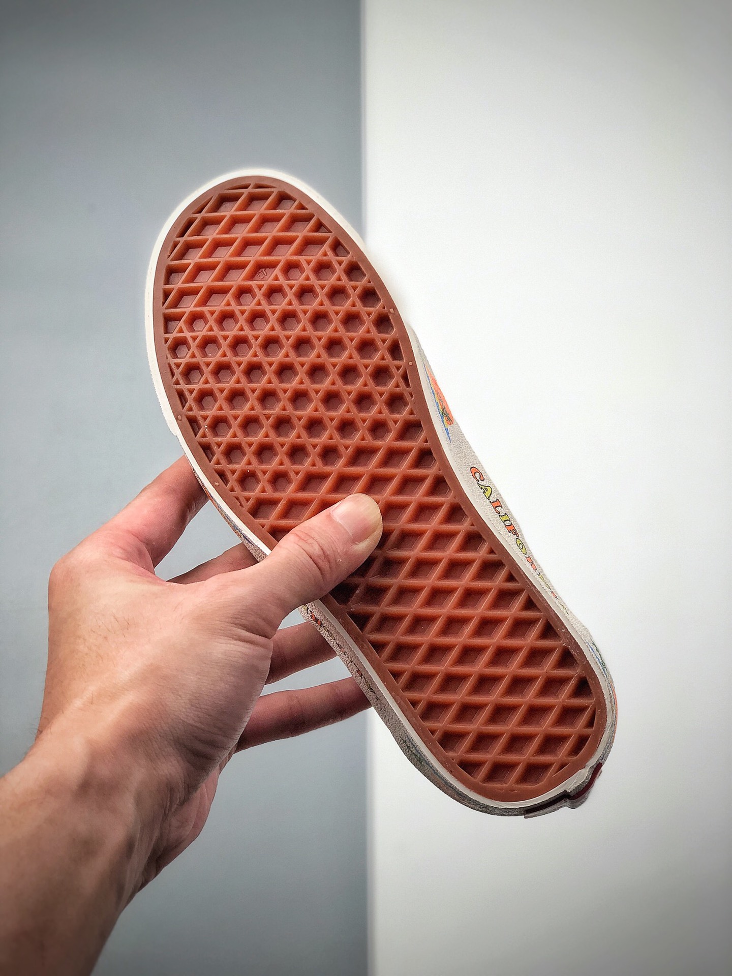 150 Vans Vault OG Era LX 腰果花系列主色调搭配黑色/米色