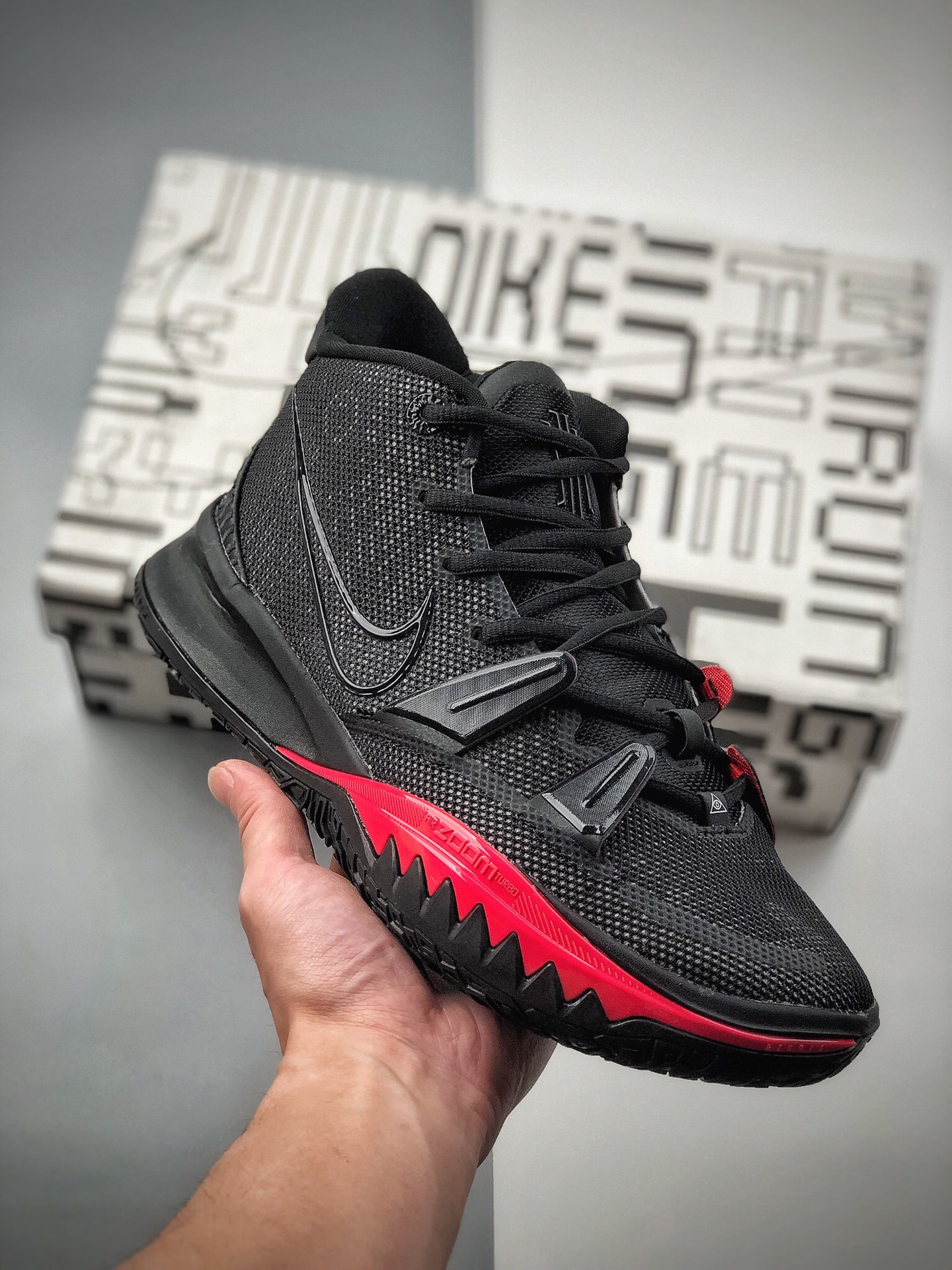 230 欧文全新七代 战靴耐克Nike Kyrie 7 PRE HEAT EP 欧文7代室内休闲运动中帮篮球鞋男鞋CQ9327-001