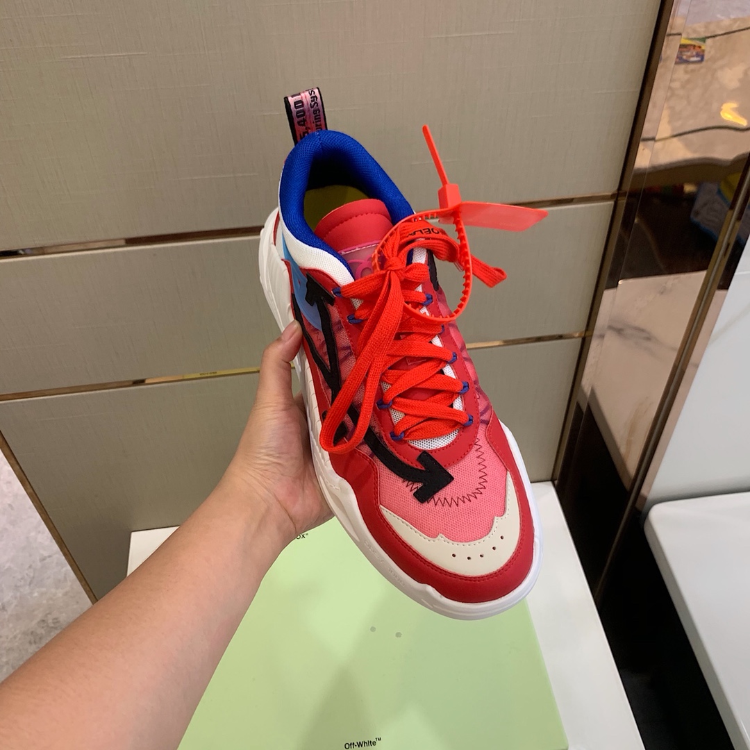 p270 齐色齐色齐色,颜色多多
OFF-WHITE 运动鞋
高版本非福建货
2020 春夏秀款球鞋正式发布独家上线曝光新配色高端版本出货/ 情侣款所有配件均通过定做出产正品裁片 原版比例大箭头定制网眼布双拼牛皮进口机器针车 数控针距精准做工不输大牌里层为高密度透气网眼布/垫脚羊皮私模重工抓地橡胶底 后跟坡度最贴切原版鞋型脱模
TPU大底
码数:男女情侣款35-45
厚底:约4CM 原盒包装配