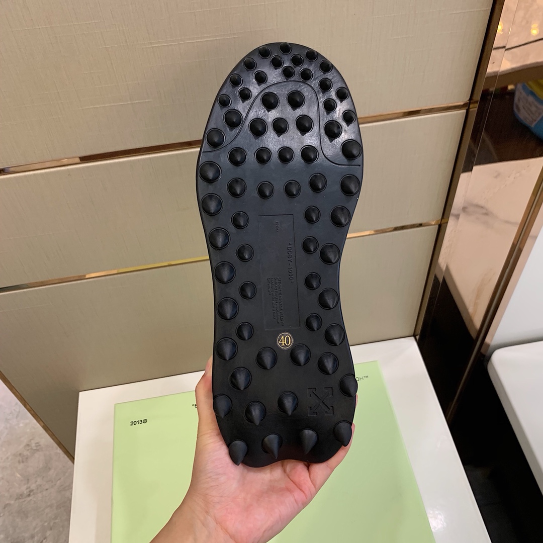 p270 齐色齐色齐色,颜色多多
OFF-WHITE 运动鞋
高版本非福建货
2020 春夏秀款球鞋正式发布独家上线曝光新配色高端版本出货/ 情侣款所有配件均通过定做出产正品裁片 原版比例大箭头定制网眼布双拼牛皮进口机器针车 数控针距精准做工不输大牌里层为高密度透气网眼布/垫脚羊皮私模重工抓地橡胶底 后跟坡度最贴切原版鞋型脱模
TPU大底
码数:男女情侣款35-45
厚底:约4CM 原盒包装配