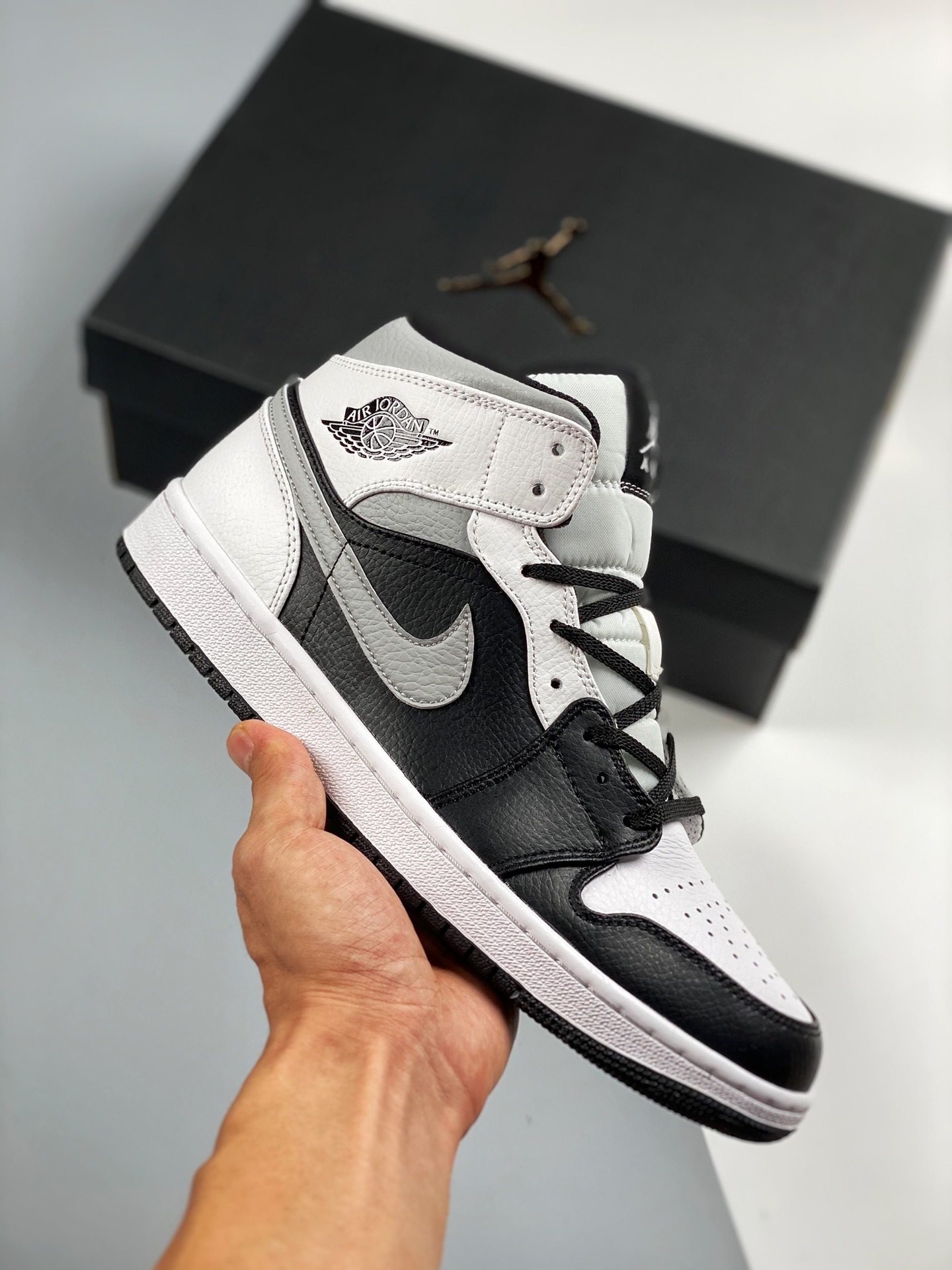 Air Jordan 1 Mid Gray White Shadow Tmall foreign trade customer order, highest craftsmanship on the market, mid-top ser…