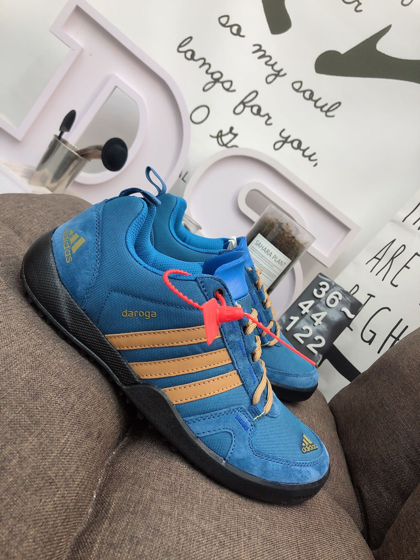 🈴DS-D shoes for men and women-4 code description: Adidas, the main ...