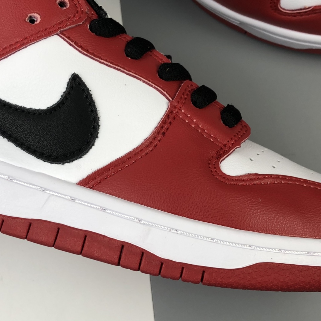 170  Nike SB Dunk Low Pro 芝加哥 扣篮系列复古头层低帮休闲运动滑板鞋 BQ6817-600