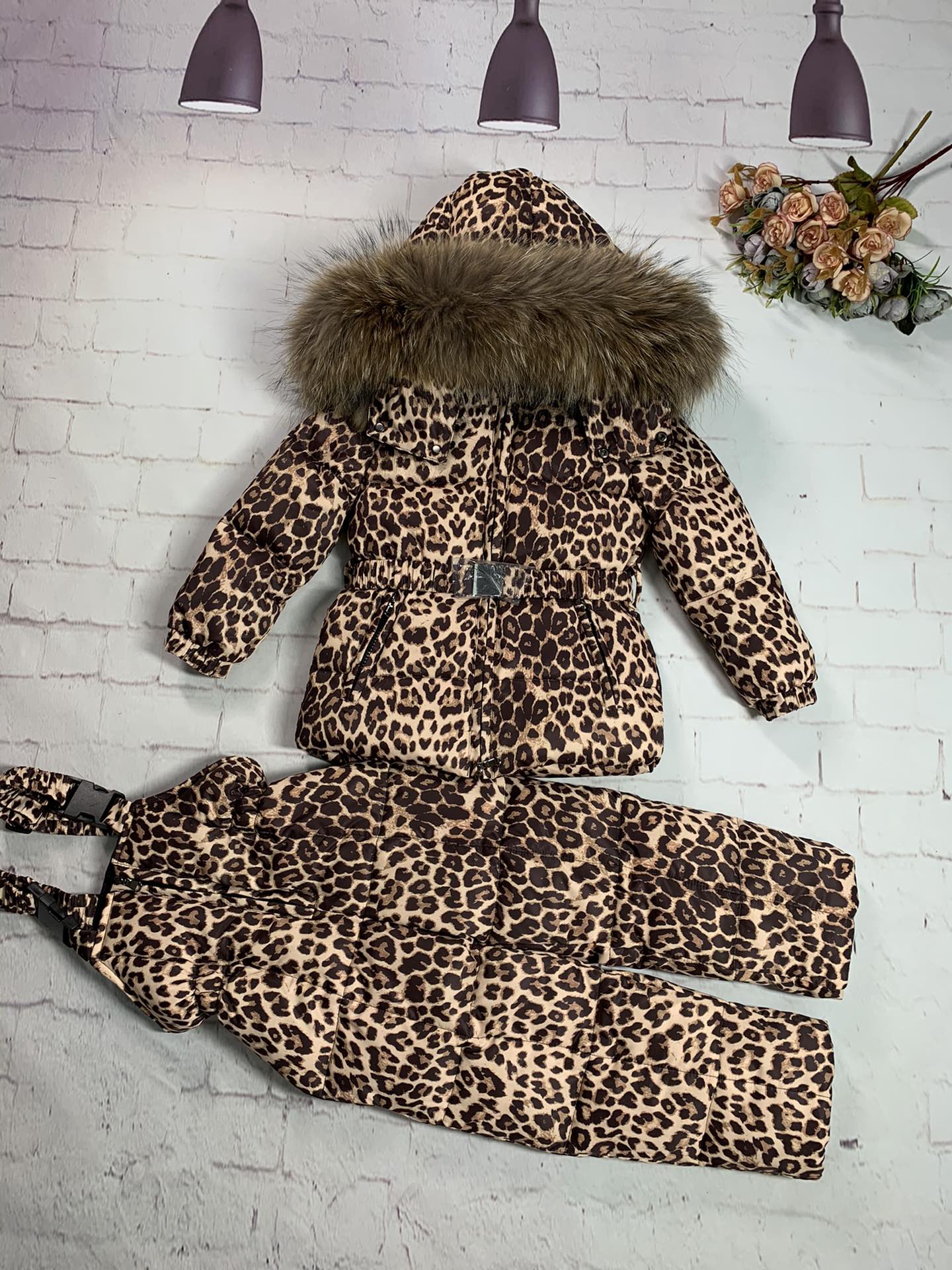 NO:578832,Instant delivery from stock!  !  !  Children's down jacket suit, natural large fur, size 0-2-4-6-8-10-12, suitable for height 85-95----135-145, multi-color options!  ,clothes,down jacket,19860909现货秒发！！！儿童羽绒服套装,天然大毛皮, 尺寸0-2-4-6-8-10-12 适合身高85-95----135-145 多色选择！,衣服,down jacket,,Children's