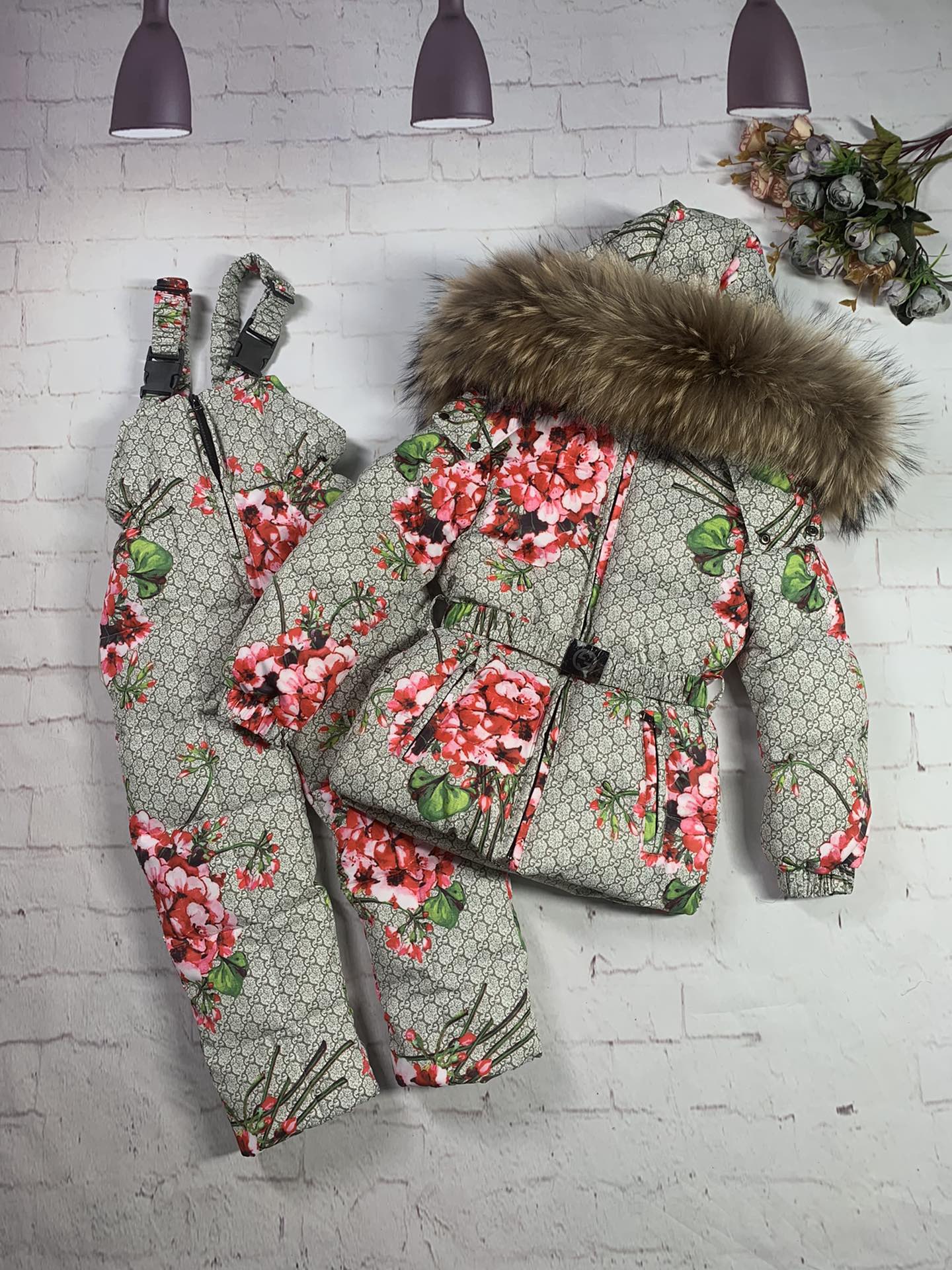 NO:578840,Instant delivery from stock!  !  !  Children's down jacket suit, natural large fur, size 0-2-4-6-8-10-12, suitable for height 85-95----135-145, multi-color options!  ,clothes,down jacket,19860909现货秒发！！！儿童羽绒服套装,天然大毛皮, 尺寸0-2-4-6-8-10-12 适合身高85-95----135-145 多色选择！,衣服,down jacket,,Children's