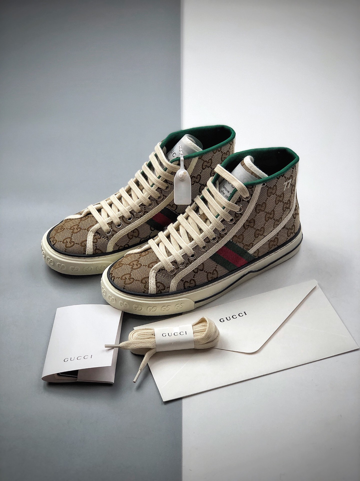 390 芯片代购版 专柜礼盒包装 GUCCI Tennis 1977 Print Sneaker