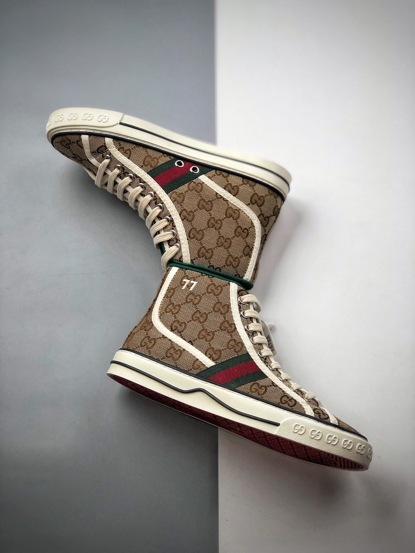 390 芯片代购版 专柜礼盒包装 GUCCI Tennis 1977 Print Sneaker