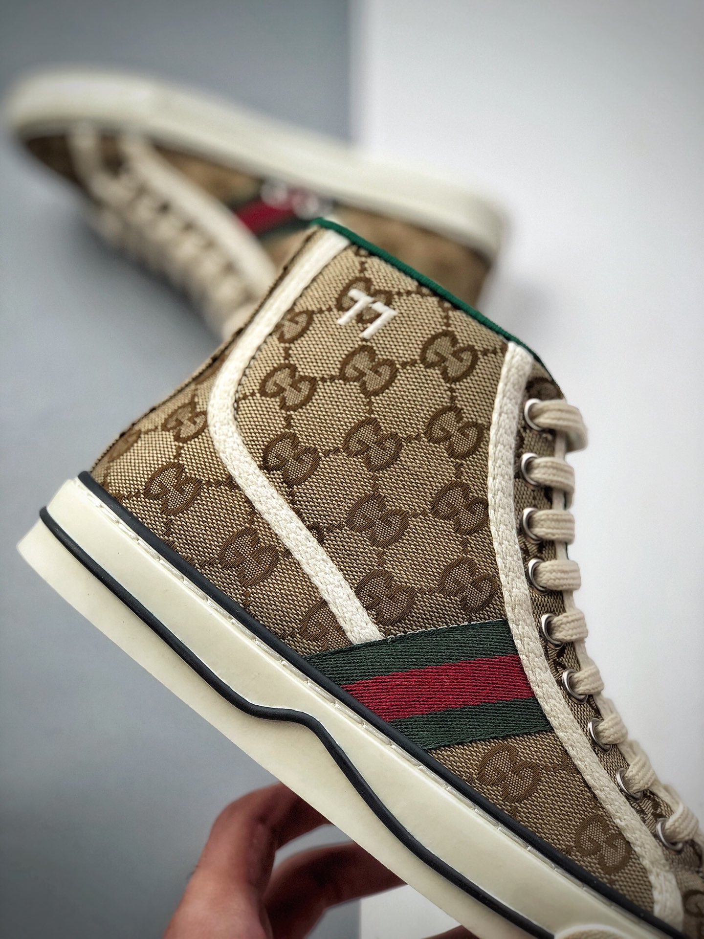 390 芯片代购版 专柜礼盒包装 GUCCI Tennis 1977 Print Sneaker