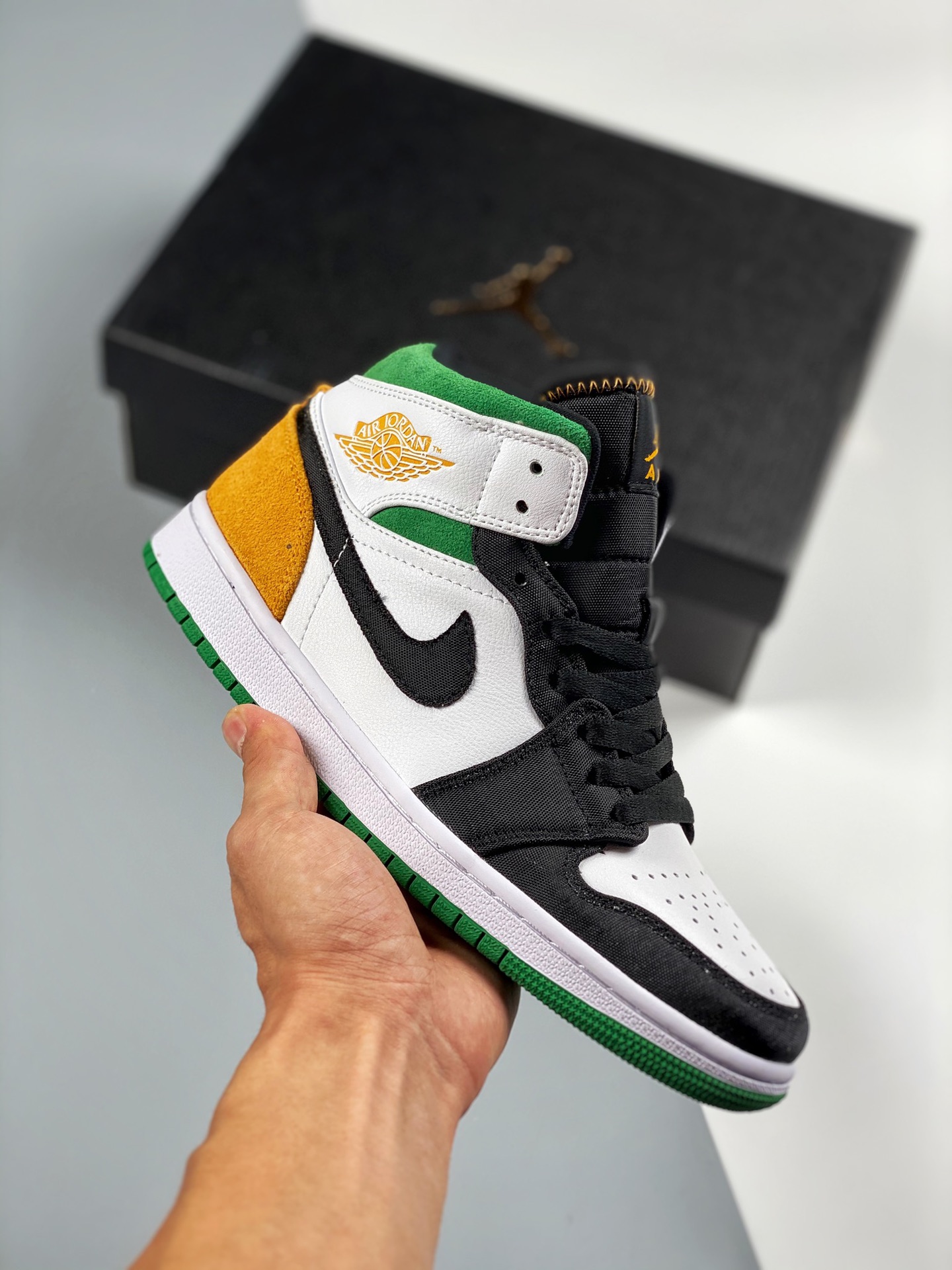 Air Jordan 1 Mid White Green Orange Tmall foreign trade customer order, highest craftsmanship on the market, mid-top se…