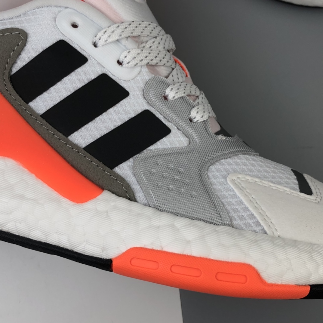 230 Adidas Originals 2020 Day Jogger Boost 三叶草2020版慢跑者系列高弹复古休闲运动跑鞋 夜行者二代 FY0237