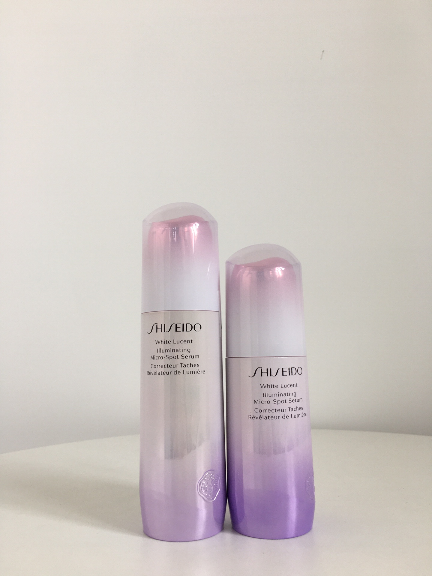 💰60Ml/48  50Ml/52   Shiseido 资生堂2020新品樱花调色精华
资生堂 光透耀白祛斑焕颜美白精华【高浓度4MSK美白技术+染井野樱复合珍萃】深入肌肤，多层去黑，有效去黄，淡褪暗沉。释放樱花美白力，根源抑制黑色素生成。乳状精华质地，易吸收不黏腻，更滋润。