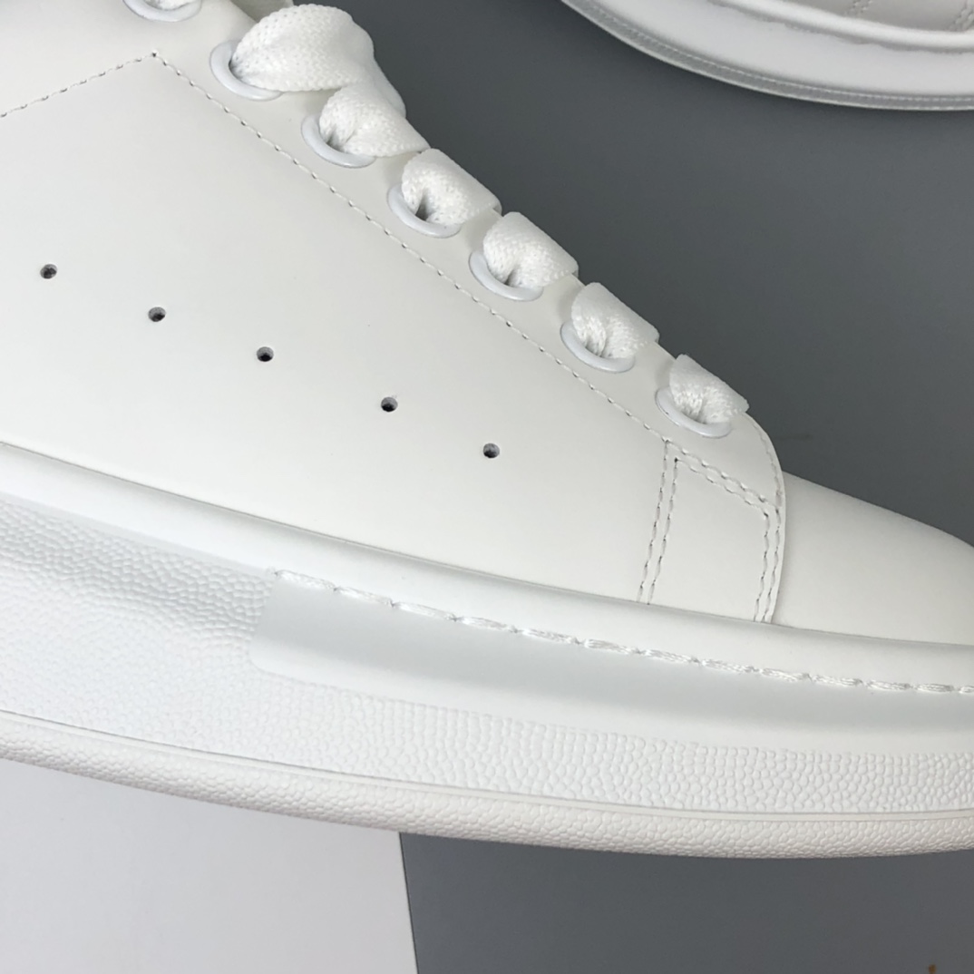 500 Alexander McQueen/亚历山大麦昆 松糕鞋厚底增高小白鞋