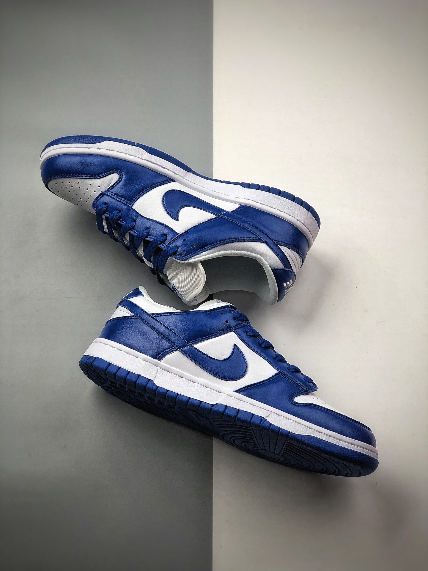 200  Nike dunk low Kentucky OG 2020肯塔基大学 CU1726-100