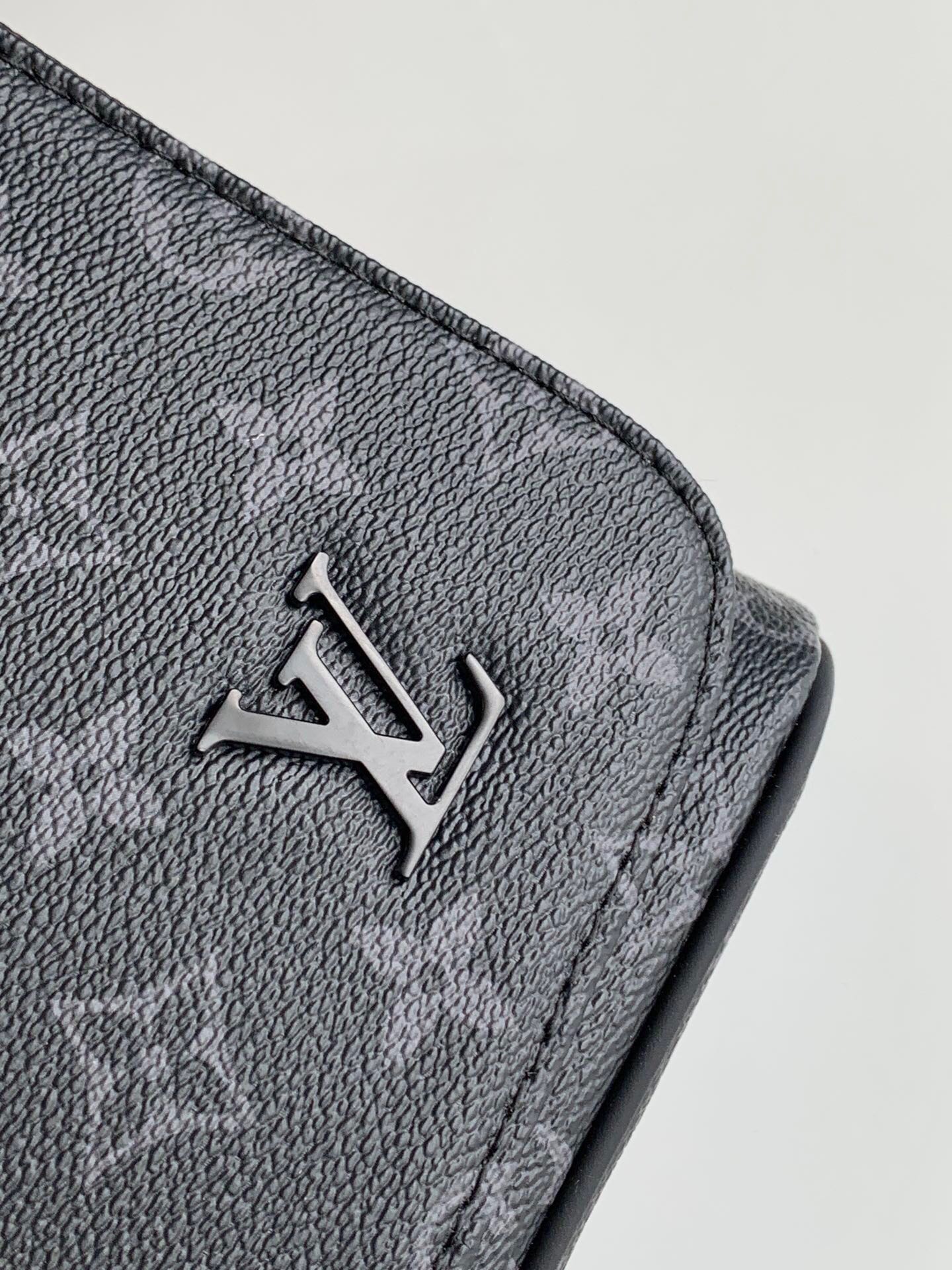 Louis Vuitton Haute Couture Haute Couture Ready-to-Wear Clothing Dress 5