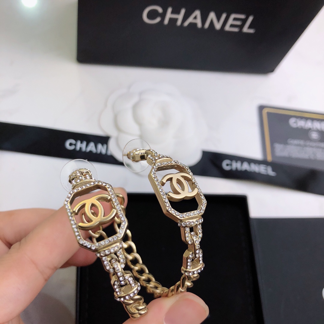 chanel gold crystal chain hoop earrings