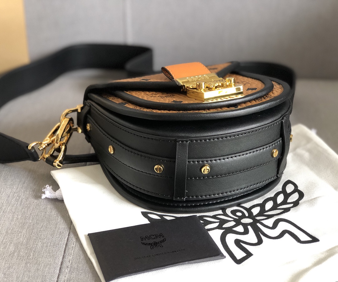 MCM 编码：6218包边款