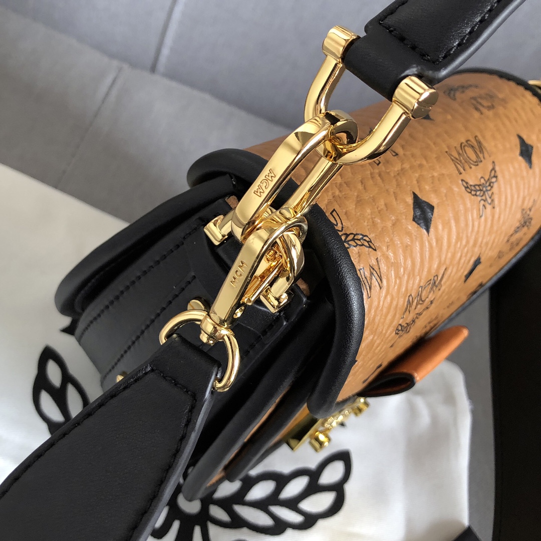 MCM 编码：6218包边款