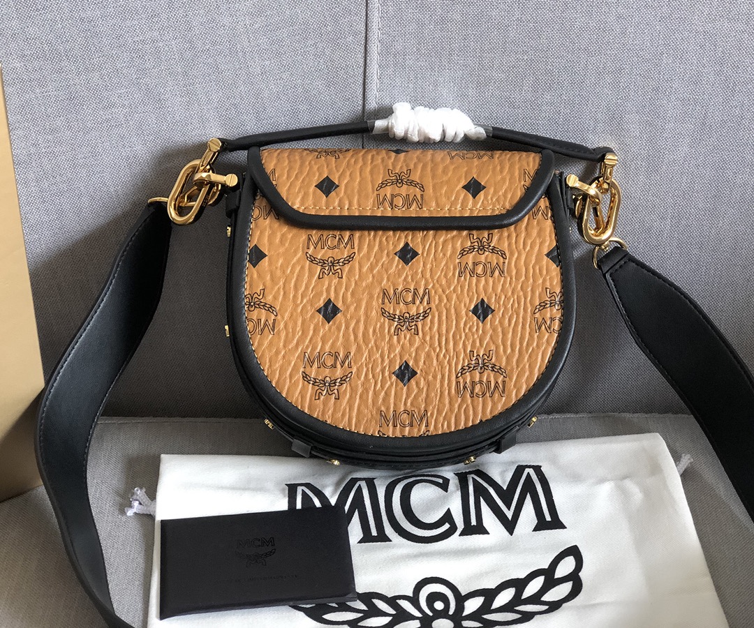 MCM 编码：6218包边款