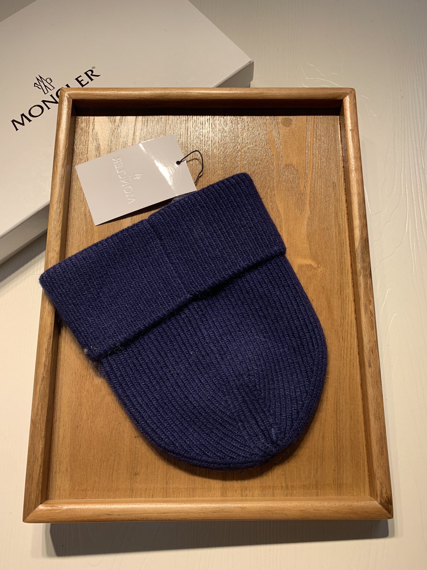 🌹。蒙口。【羊毛单帽】客供小羊毛！珍贵典藏的灵魂帽子！客供色纱.每个颜色都非常好看！经典！手感软腻.70