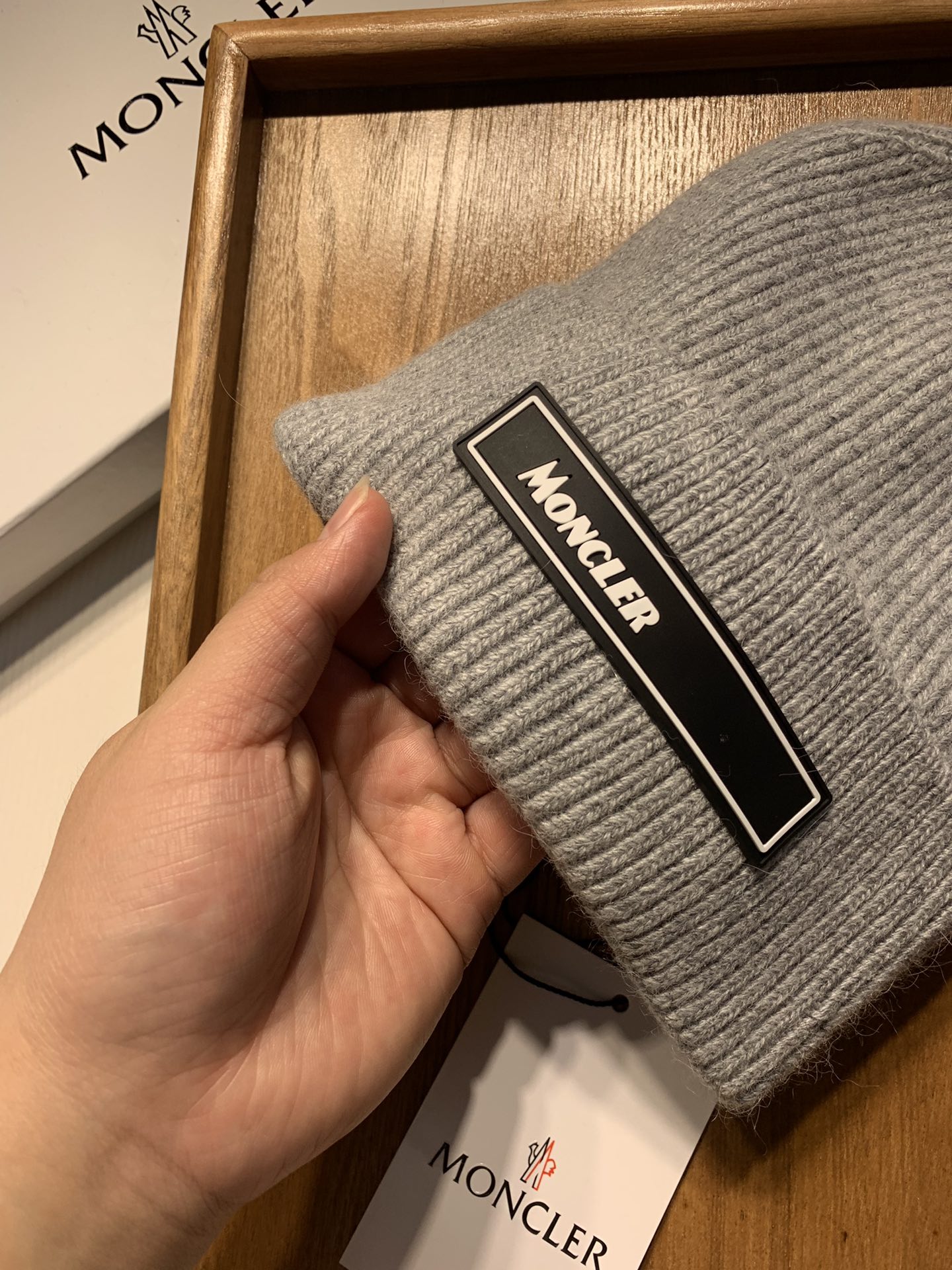 🌹。蒙口。【羊毛单帽】客供小羊毛！珍贵典藏的灵魂帽子！客供色纱.每个颜色都非常好看！经典！手感软腻.70