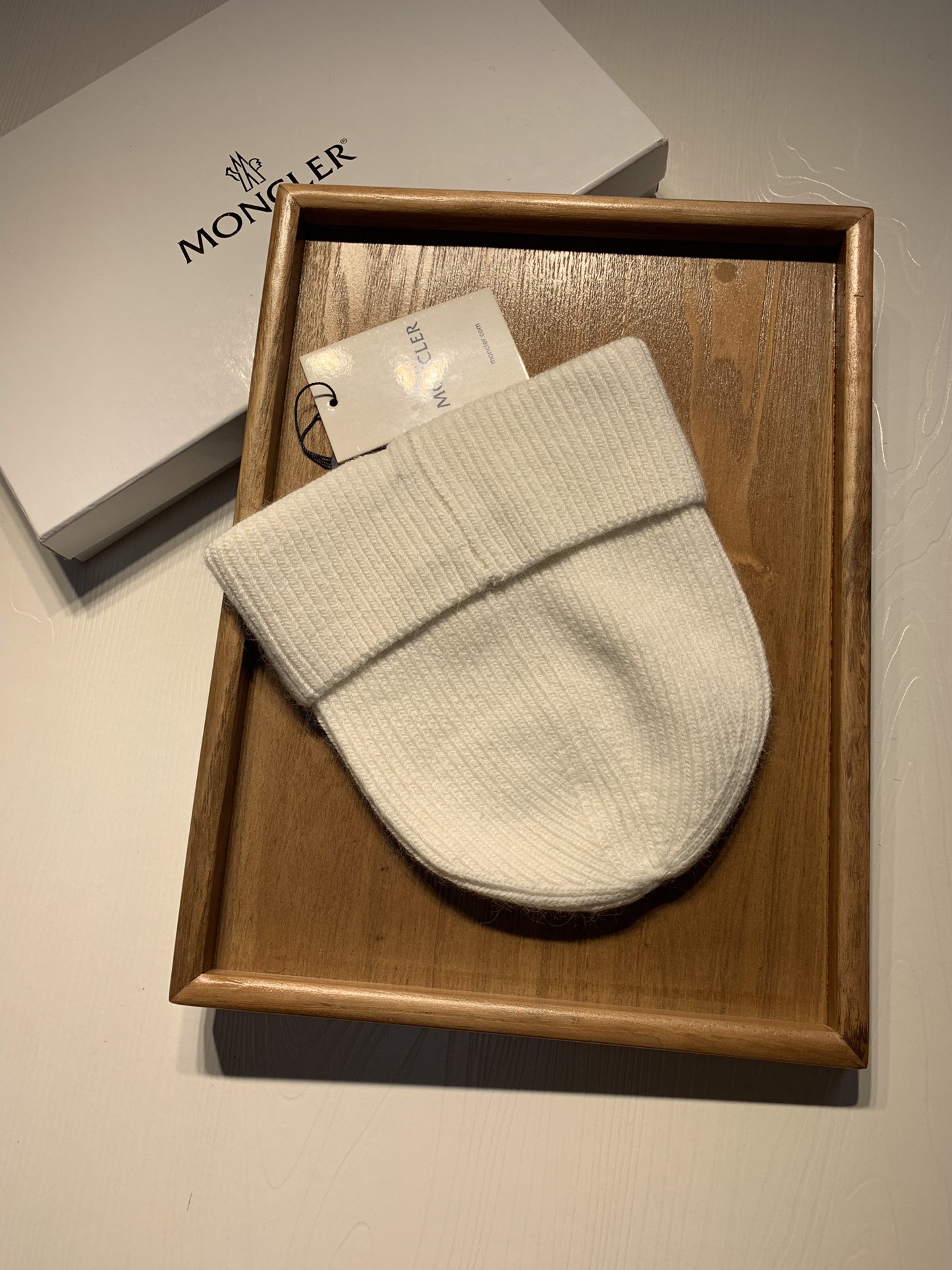 🌹。蒙口。【羊毛单帽】客供小羊毛！珍贵典藏的灵魂帽子！客供色纱.每个颜色都非常好看！经典！手感软腻.70