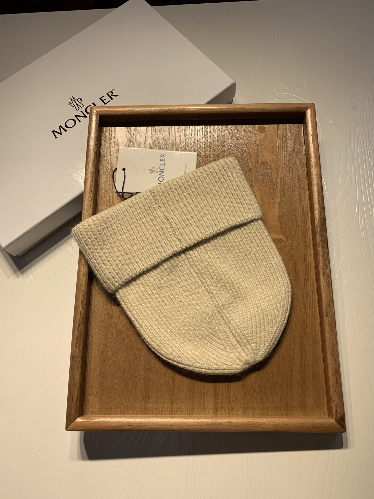 🌹。蒙口。【羊毛单帽】客供小羊毛！珍贵典藏的灵魂帽子！客供色纱.每个颜色都非常好看！经典！手感软腻.70