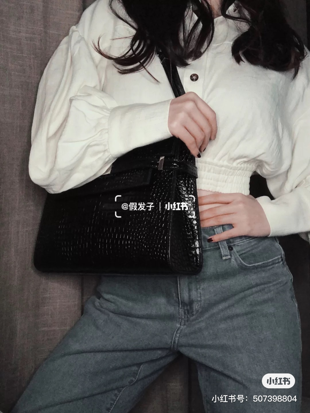 Ysl 𝑴𝒂𝒏𝒉𝒂𝒕𝒕𝒂𝒏曼哈顿法棍包 579271黑色鳄鱼纹银扣