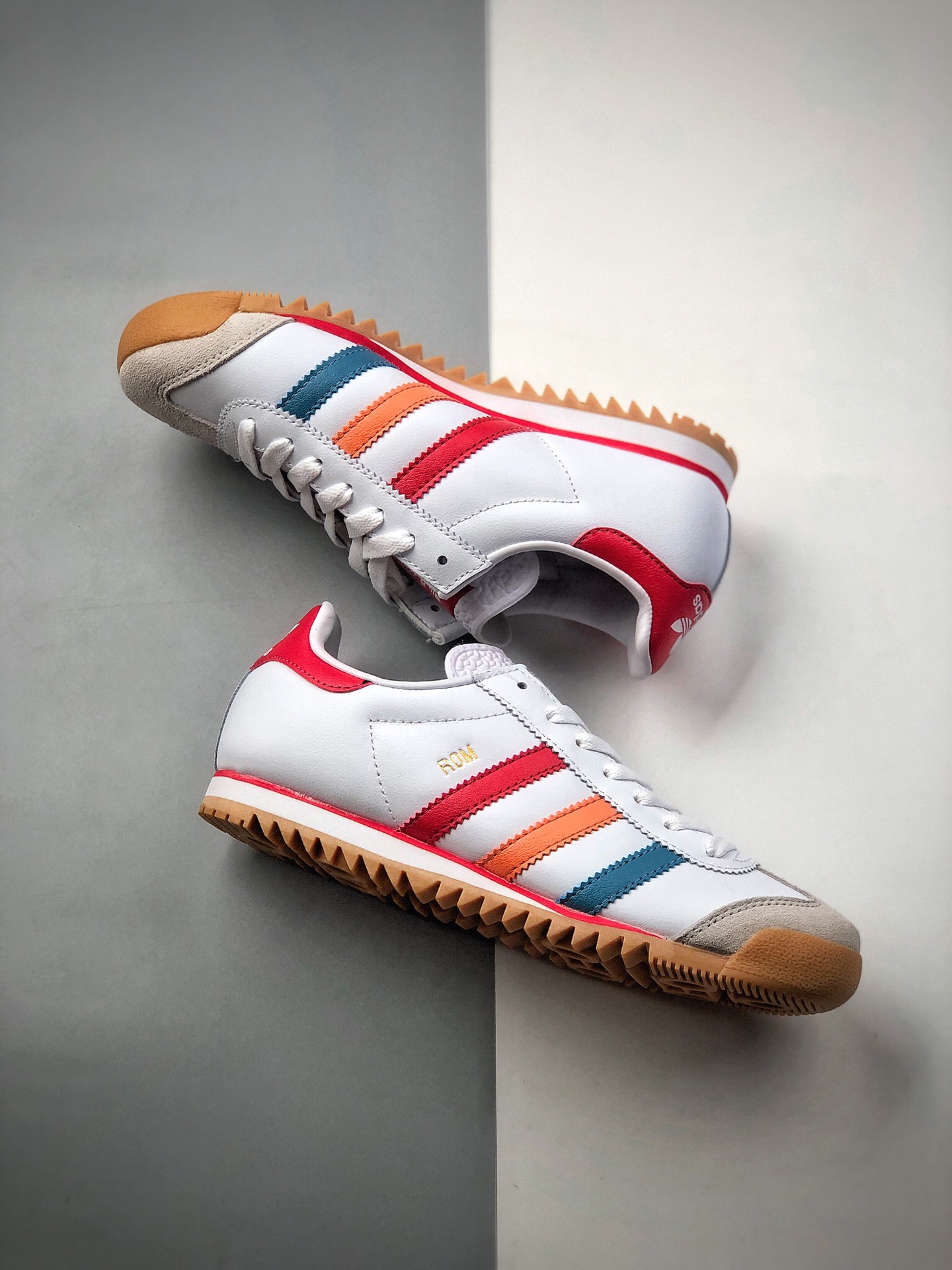 230 爆款Adidas Originals Rom 校园复古包头潮流跑鞋 EG6746