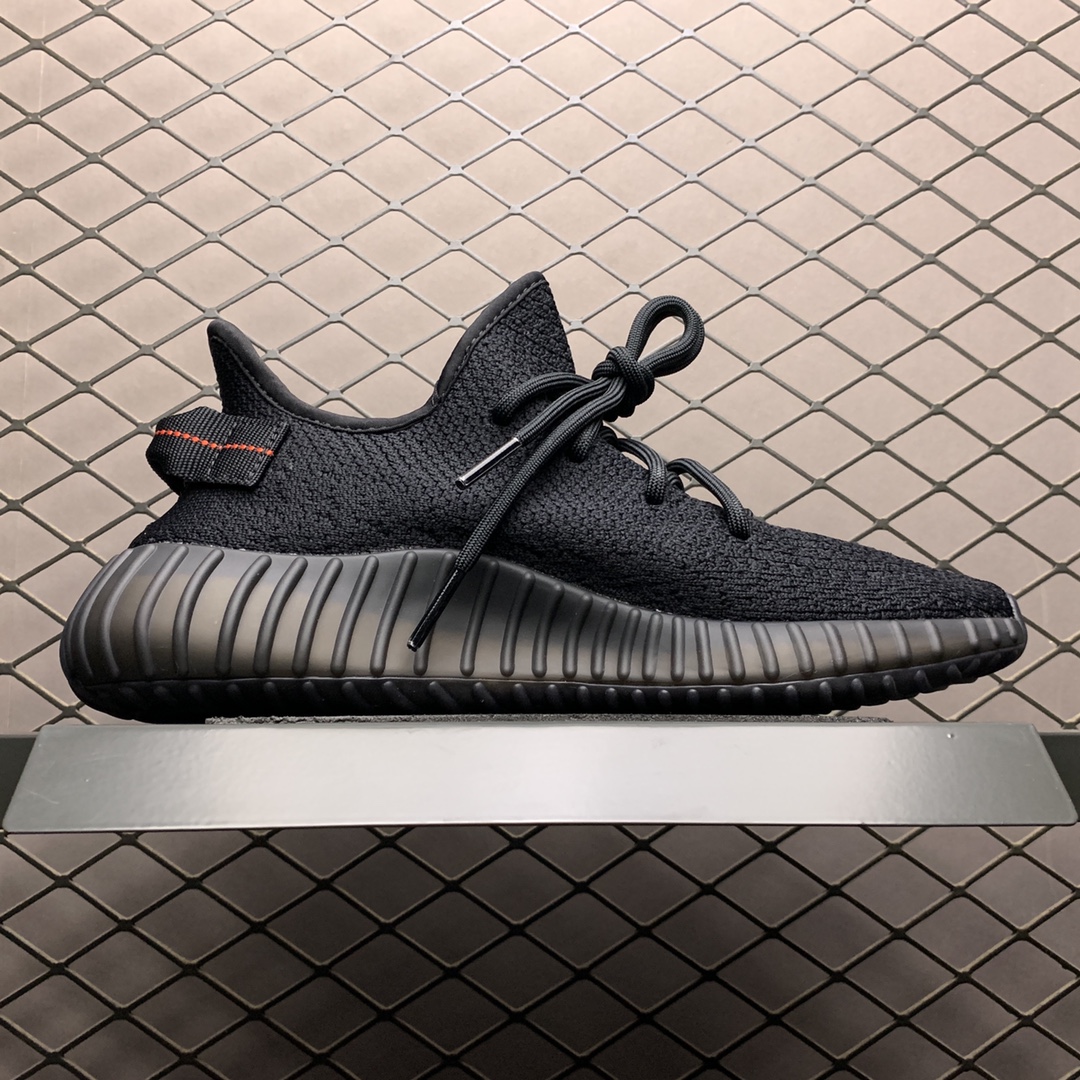 Adidas 阿迪达斯 Yeezy 350V2 侃爷椰子350 黑红刻字 C 全新批次 终端优势 核心客户可操作空间大 良性定价 原材料打造 3