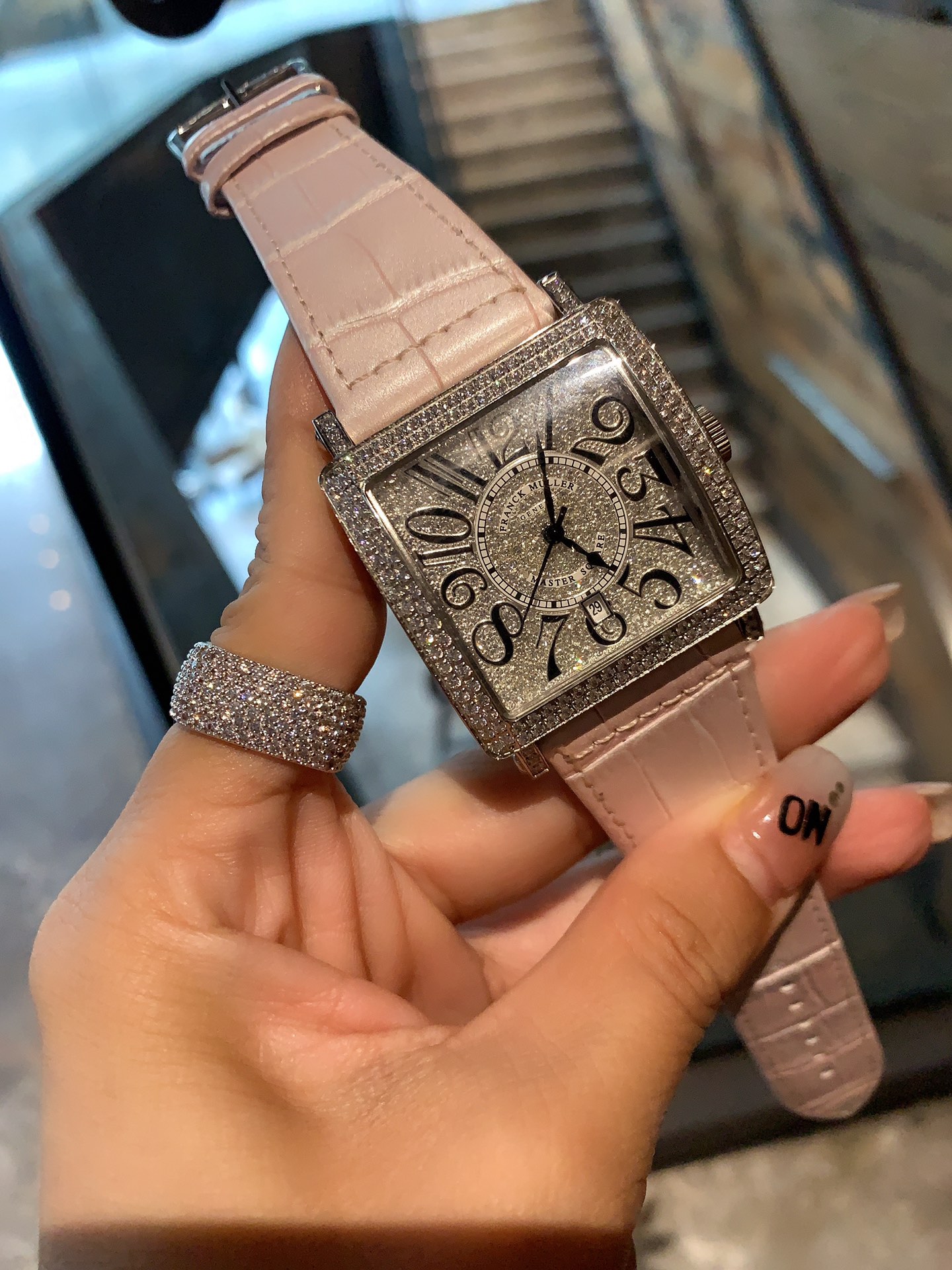 “Stylish 36.5mm Swiss Quartz Wristwatch by Frank Muller – Export Orders”