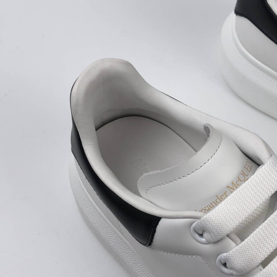 500 Alexander McQueen/亚历山大麦昆 松糕鞋厚底增高小白鞋