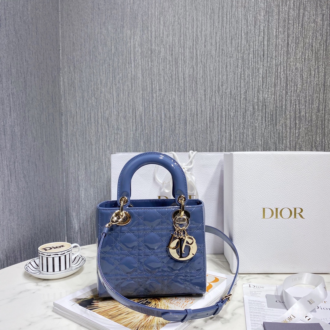 Dior Luxury
 Bags Handbags Gold Sewing Cowhide Lady