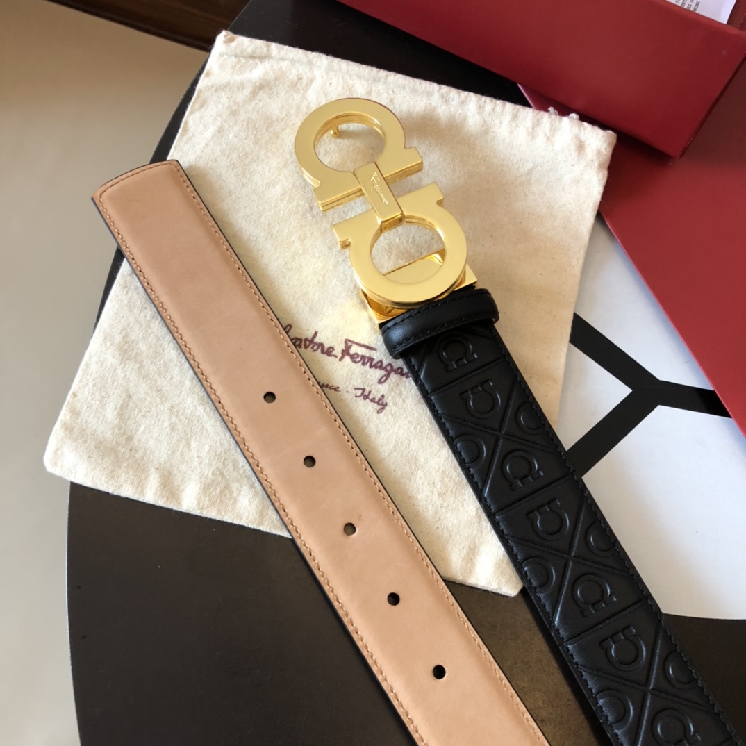 Salvatore  Ferragamo菲拉格慕男士3.5cm精致双圈金属三层夹扣，头层牛皮压纹进口树膏底，百搭大气单品。6524170
