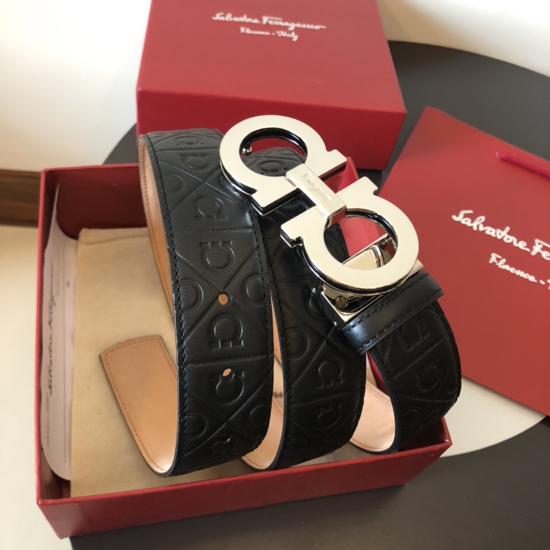 Salvatore  Ferragamo菲拉格慕男士3.5cm精致双圈金属三层夹扣，头层牛皮压纹进口树膏底，百搭大气单品。6524170
