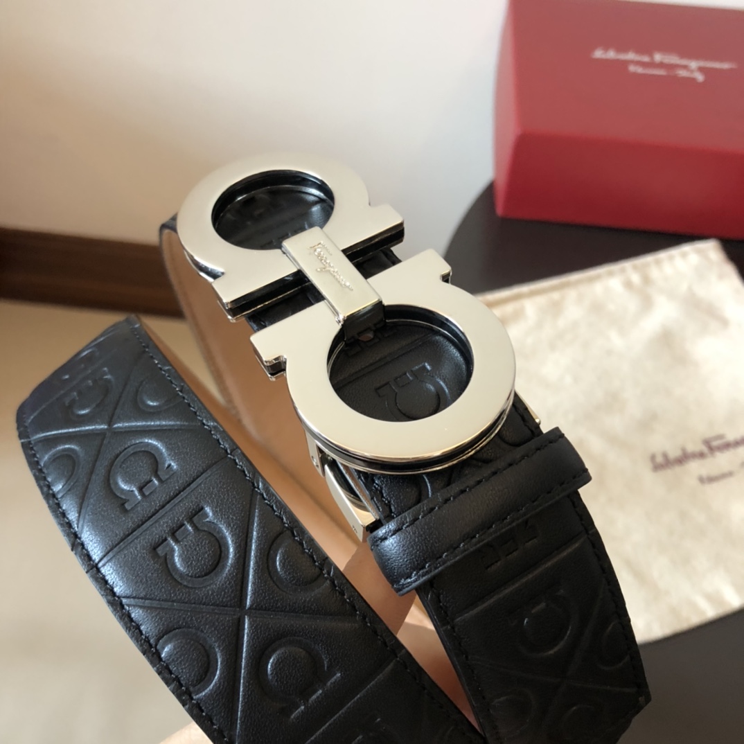 Salvatore  Ferragamo菲拉格慕男士3.5cm精致双圈金属三层夹扣，头层牛皮压纹进口树膏底，百搭大气单品。6524170