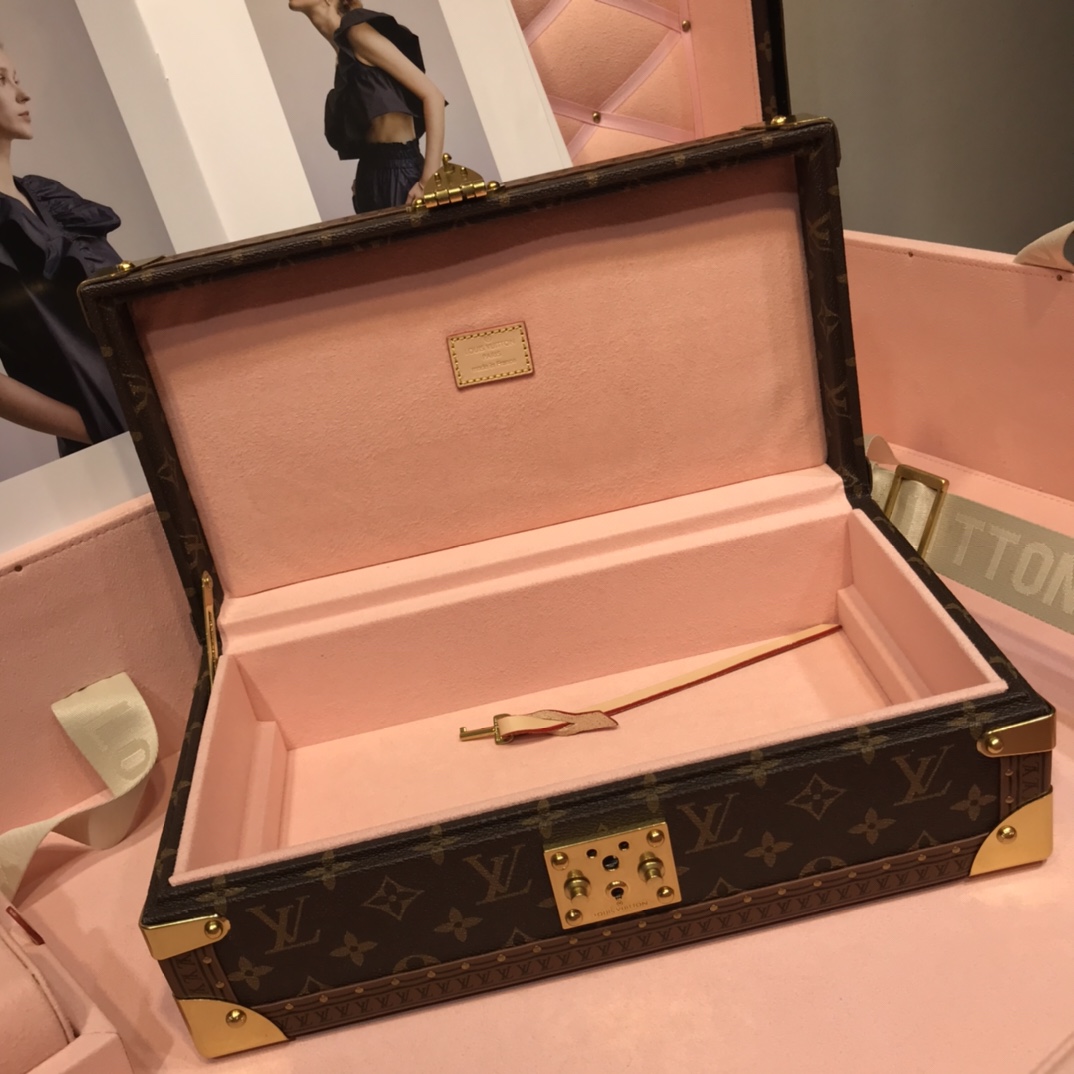 Louis Vuitton Monogram Canvas 8 Watch Case Jewelry Box, 34 x 18 x 11 cm 5 i1600874383 5540 3