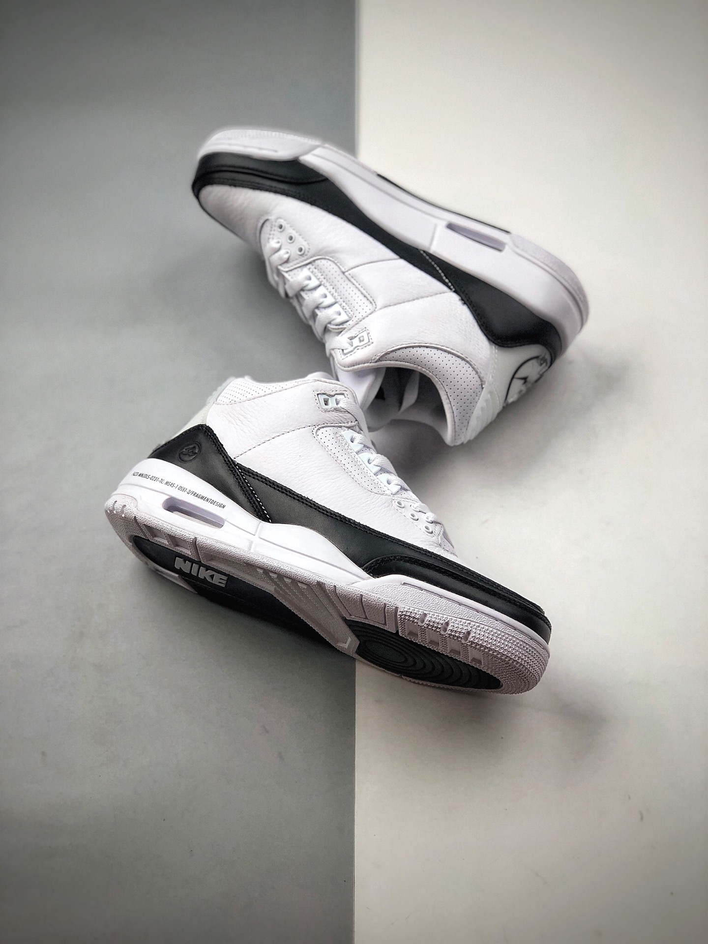 430 Fragment Design x Air Jordan 3  AJ3藤原浩闪电联名 黑白熊猫DA3595-100