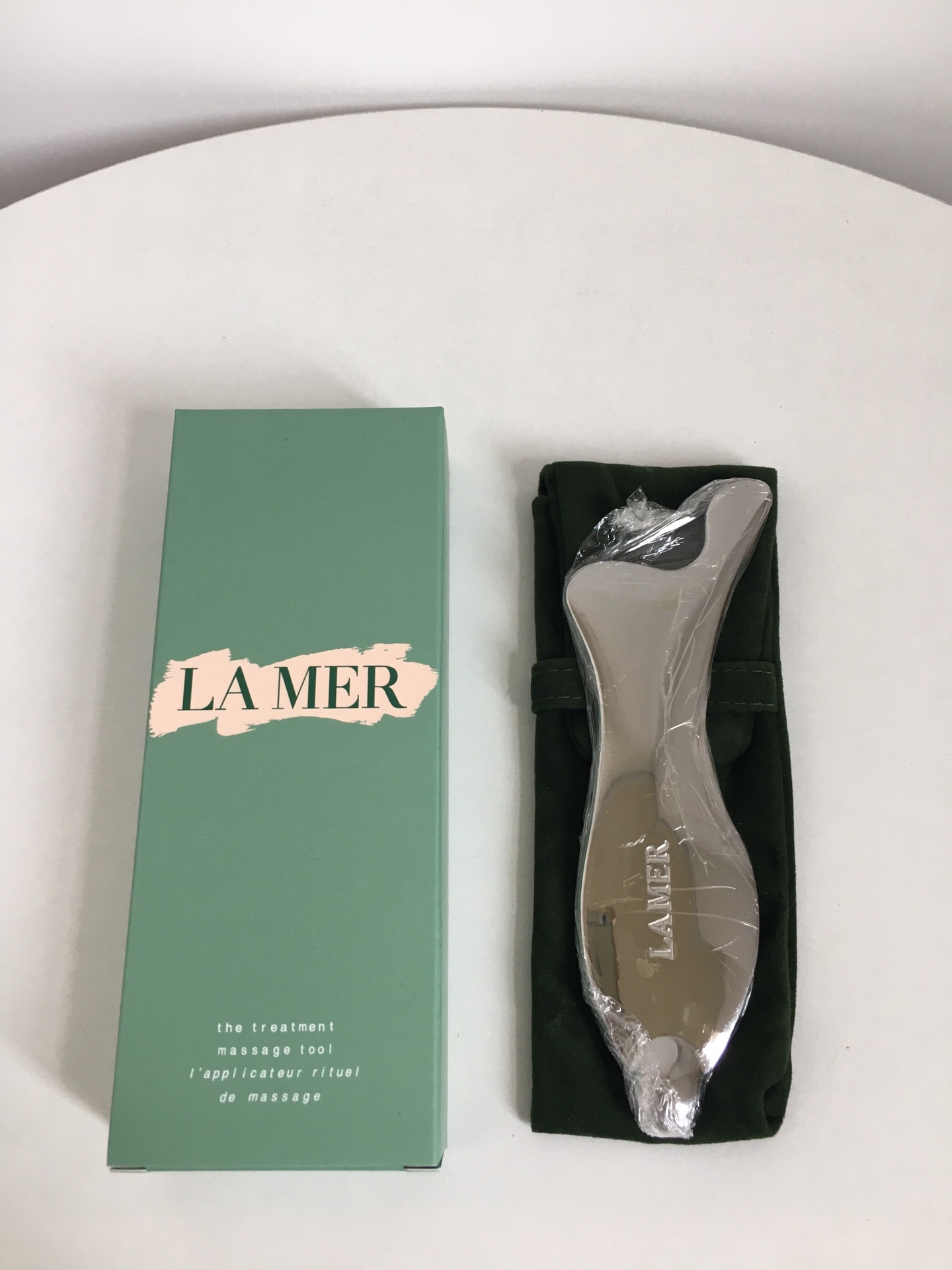 LA MER Outil de Massage Visage - Sculptez et Raffermissez Votre Peau