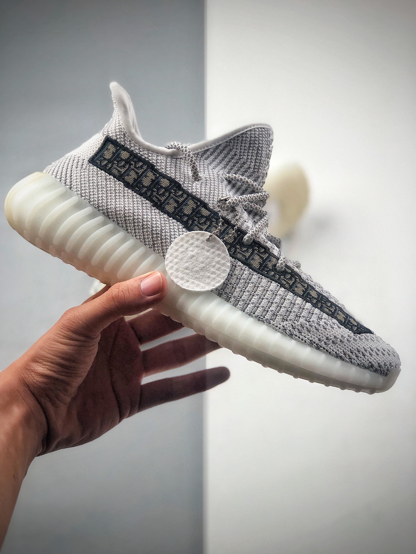 350 侃爷再度联乘 Dior x Adidas Yeezy Boost 350 V2 3M迪奥天使提花联名 FC6607