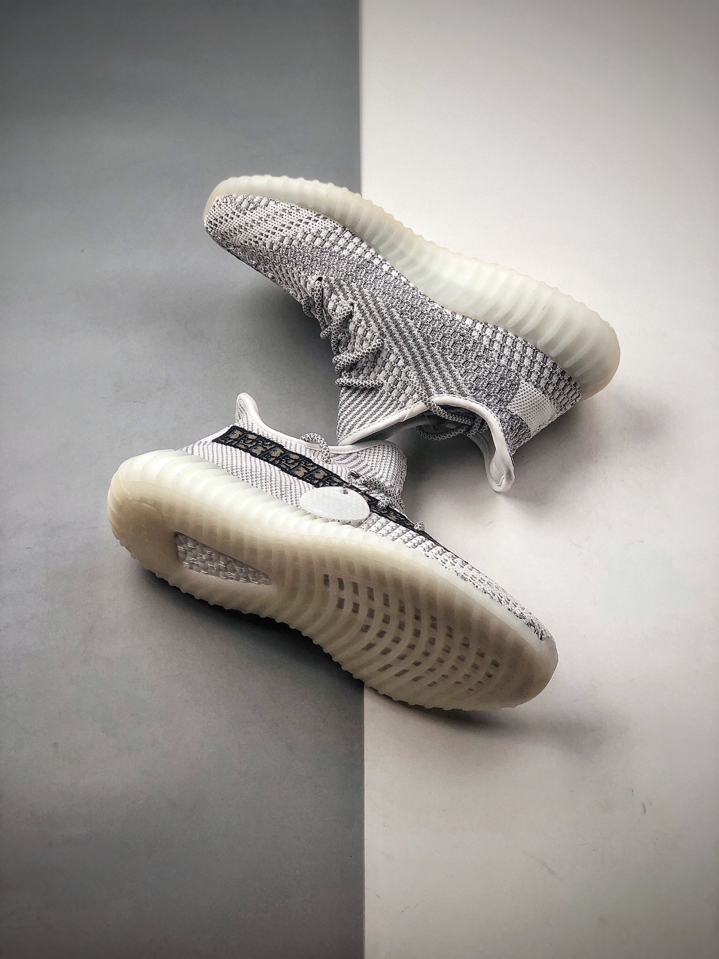 350 侃爷再度联乘 Dior x Adidas Yeezy Boost 350 V2 3M迪奥天使提花联名 FC6607