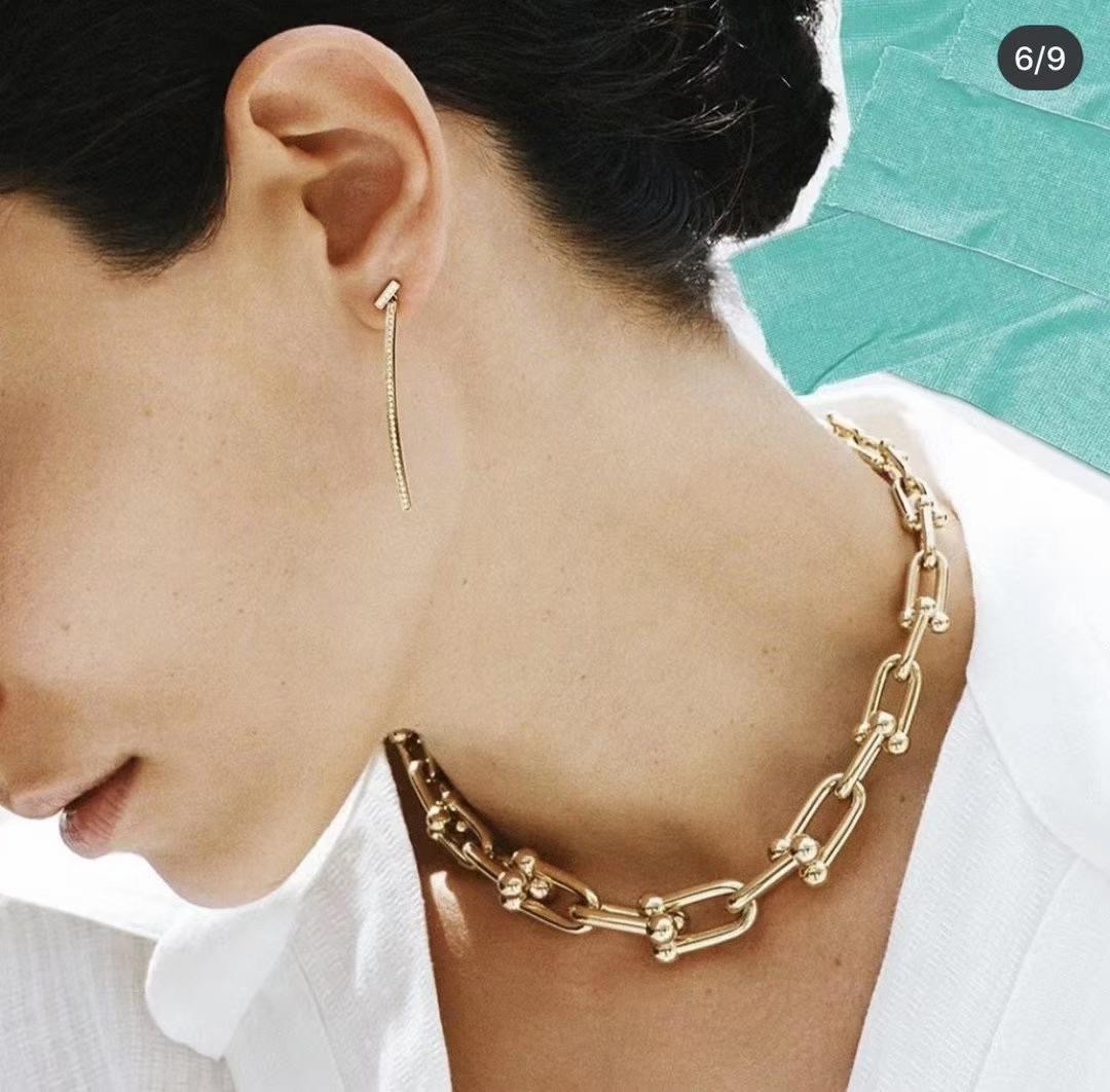 Tiffany & Co. 大小U型 上身效果参考