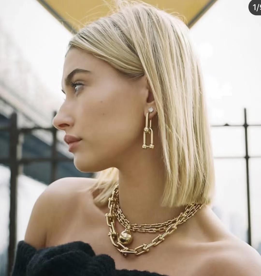 Tiffany & Co. 大小U型 上身效果参考