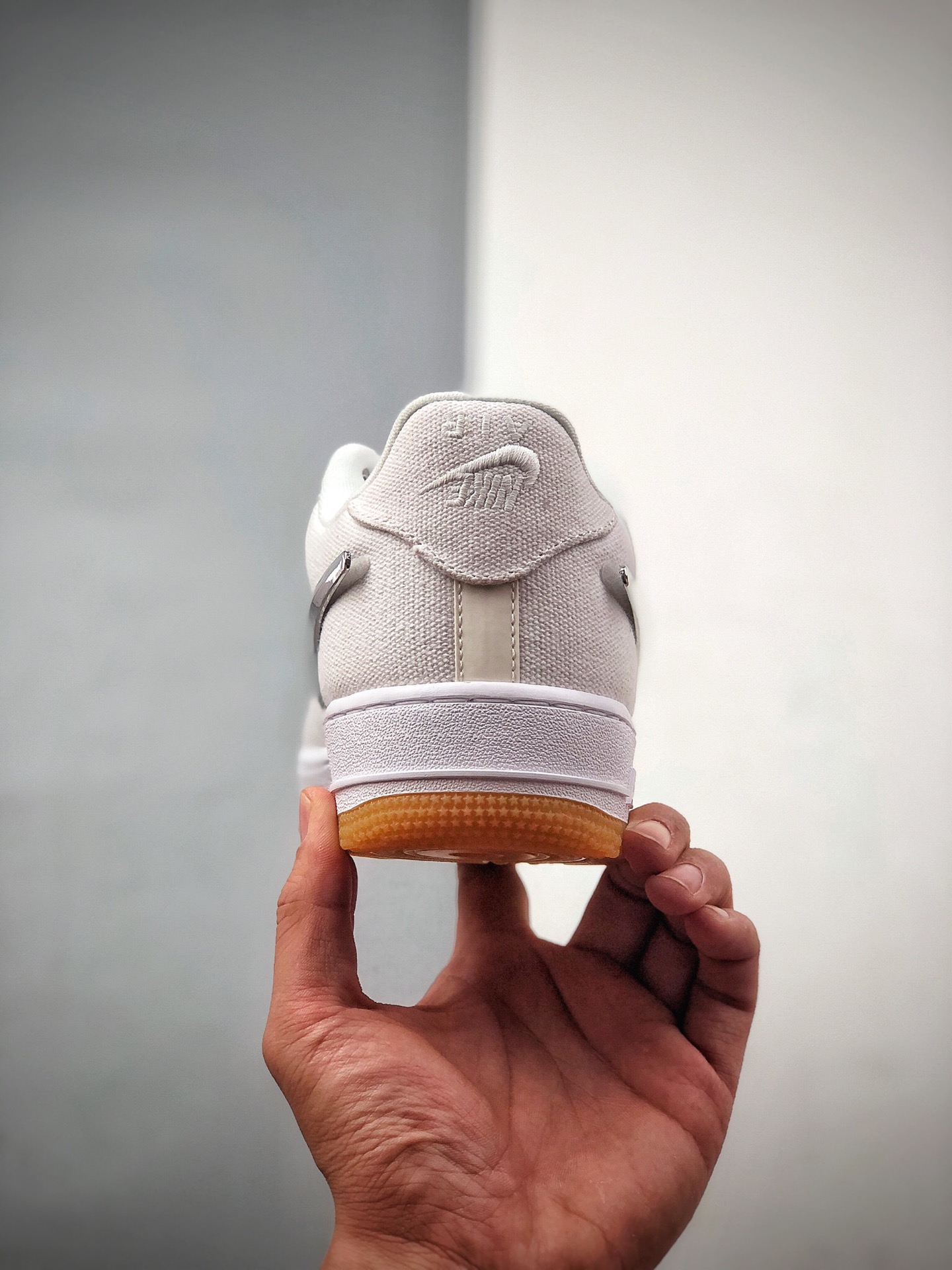 230 Travis Scott x Nike Air Force 1 AF 100周年 空军一号经典低帮帆布板鞋AQ4211-100