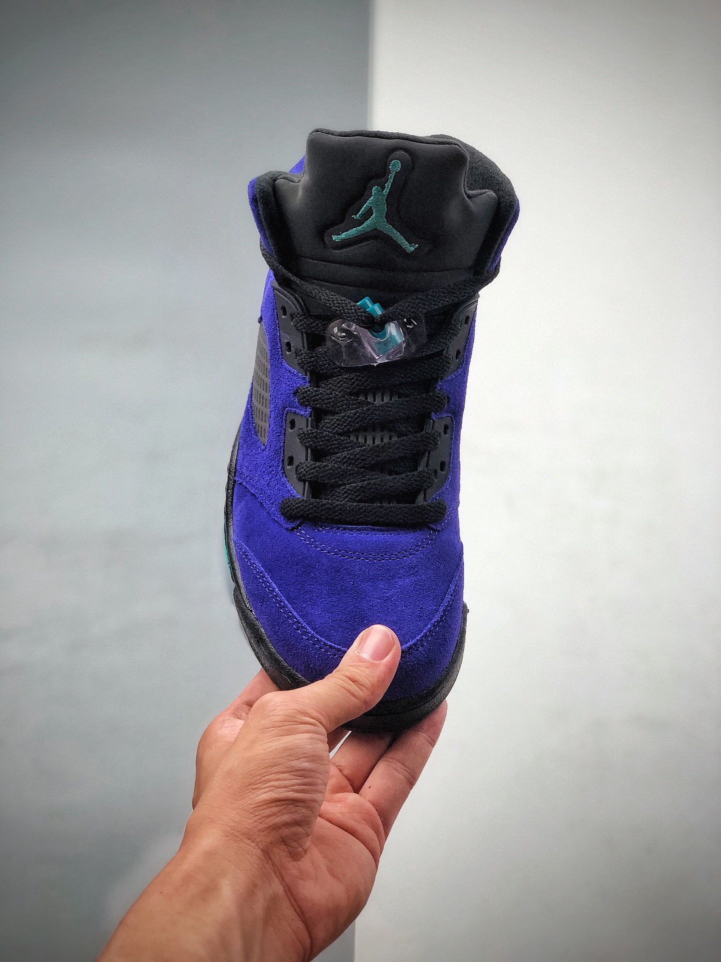 480  Air Jordan 5 “Alternate Grape” AJ5新葡萄紫这款配色的配色方案为136027-500