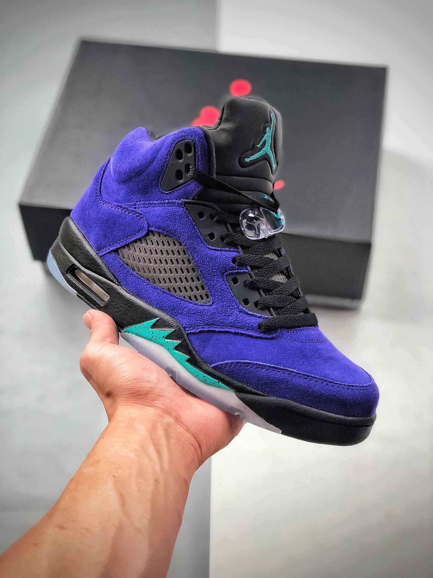 480  Air Jordan 5 “Alternate Grape” AJ5新葡萄紫这款配色的配色方案为136027-500