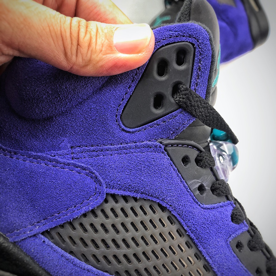 480  Air Jordan 5 “Alternate Grape” AJ5新葡萄紫这款配色的配色方案为136027-500