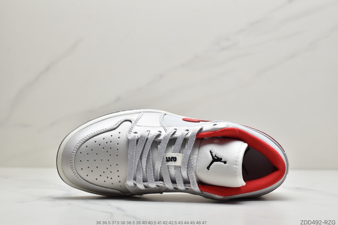 230 公司级Air Jordan 1 Low OG 银狐鞋身以银白色DA4668-001