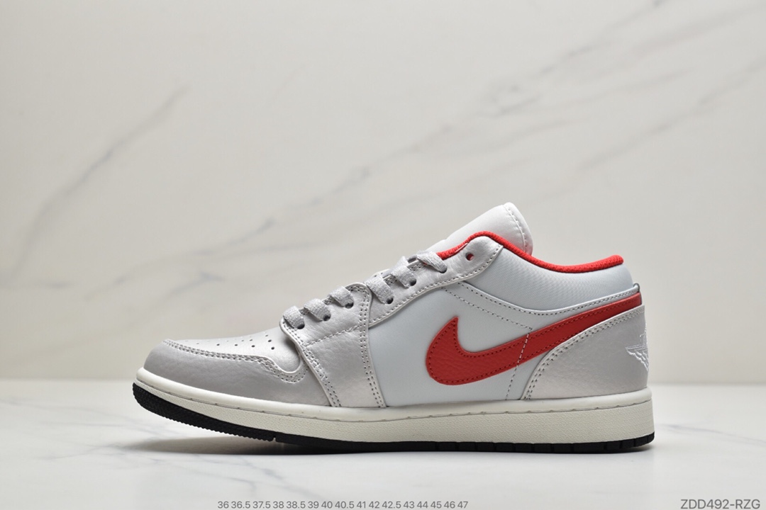 230 公司级Air Jordan 1 Low OG 银狐鞋身以银白色DA4668-001