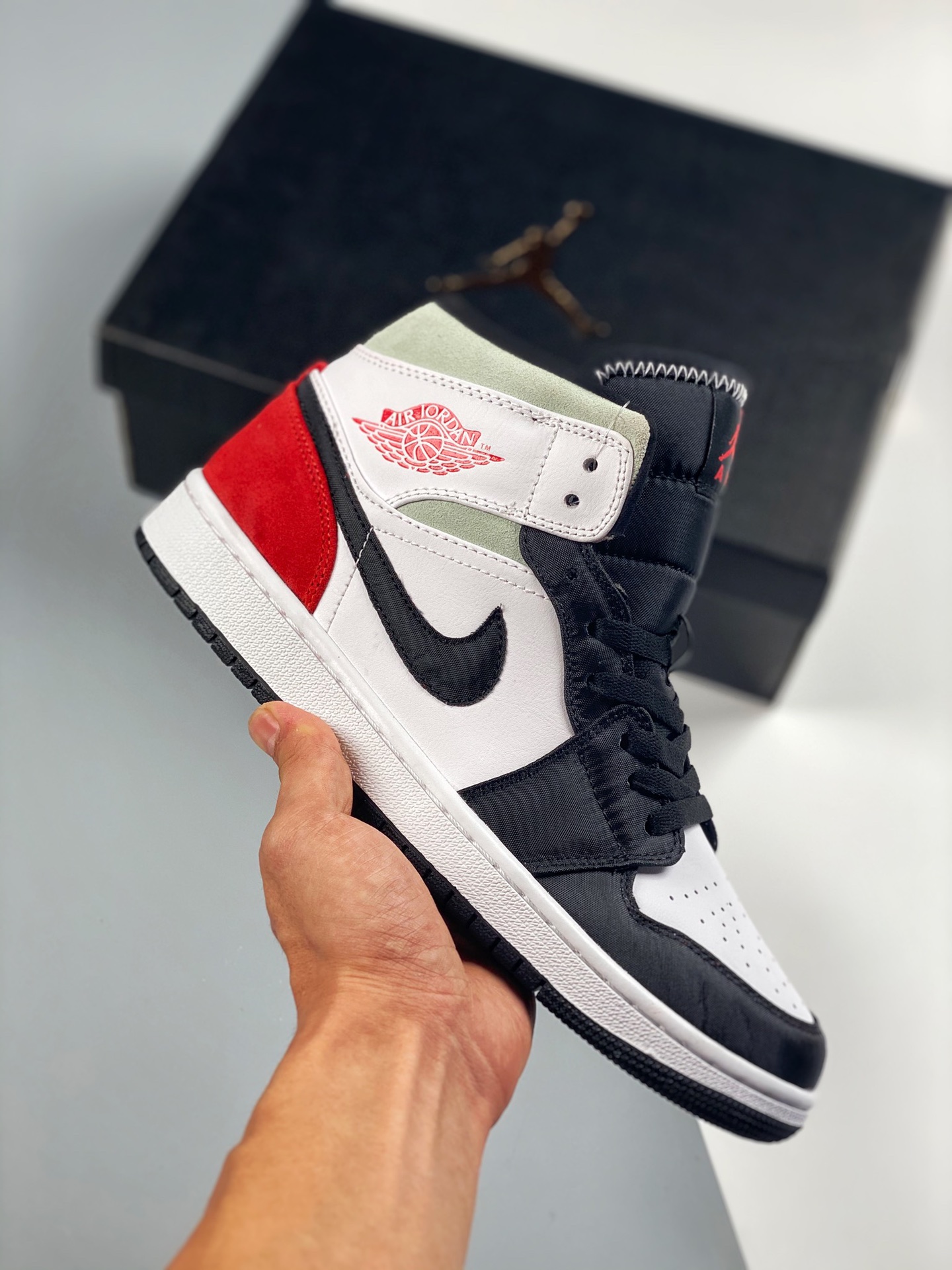 Air Jordan 1 Mid Blanco/Rojo "Pequeño Union" Pedido de cliente de comercio exterior de Tmall, la más alta artesanía del…